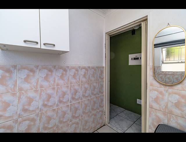2 BEDROOM HOUSE FOR SALE IN CRESSLAWN
